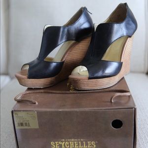 Seychelles Wedges